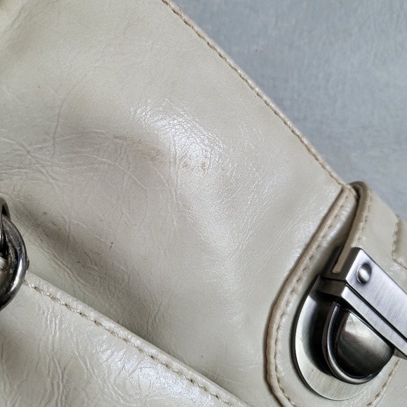 Guess Ivory Cream Studded Wristlet Clutch 11 x 7 Rare Y2K - Picture 7 of 16